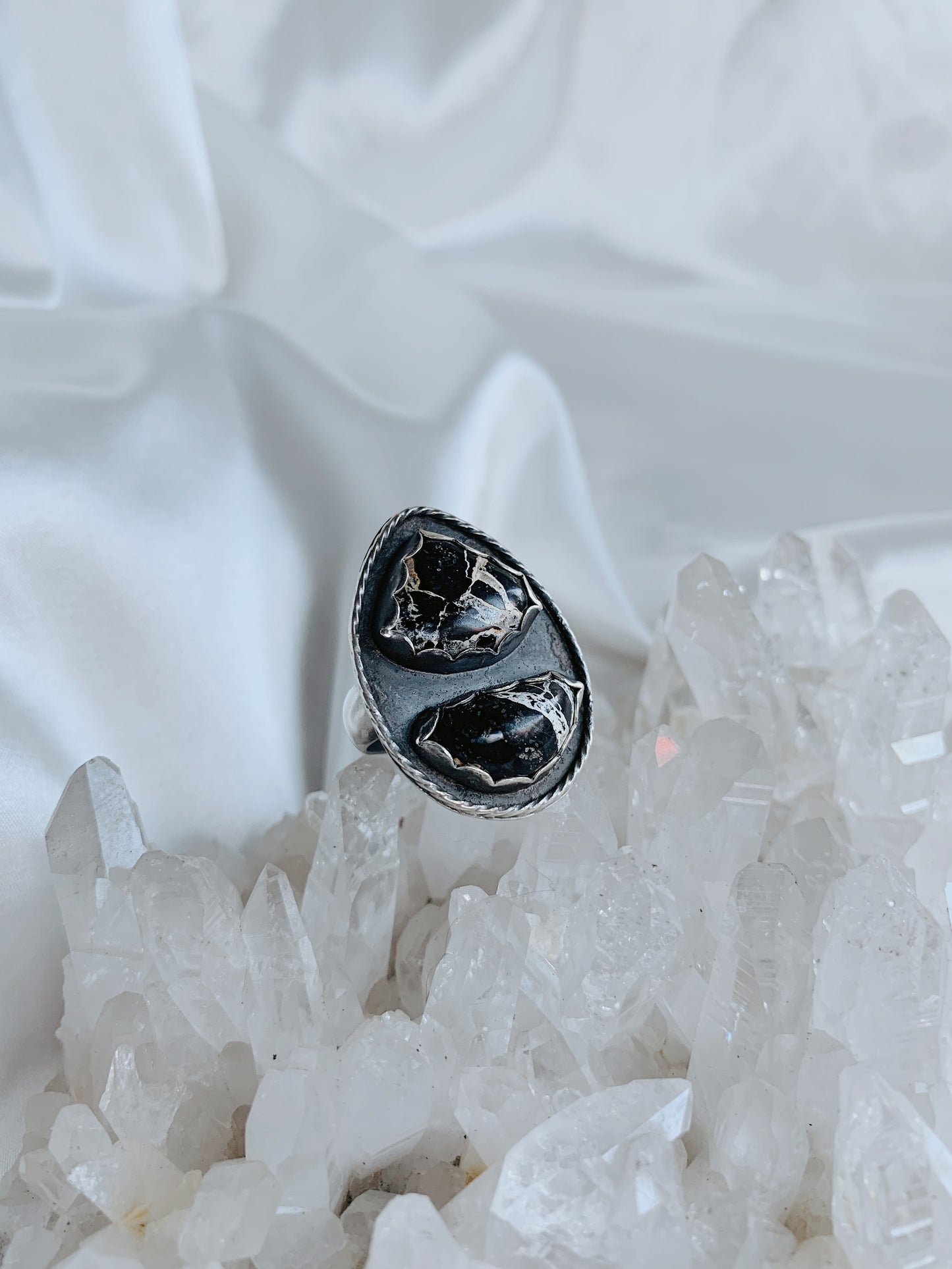 White Lightning Turquoise Ring – Size 6.5 | Sterling Silver Rope Shadowbox Setting | Boho Western Statement Ring | December Birthstone