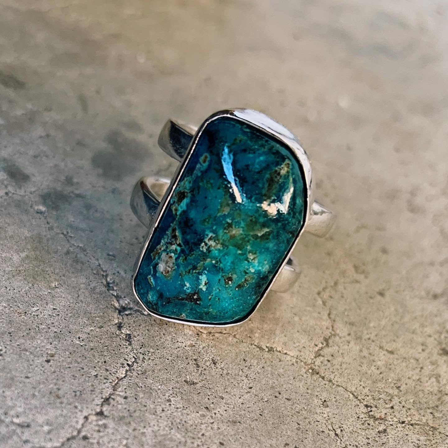 The Double-Band Oval Statement Ring (Made-to-Order)