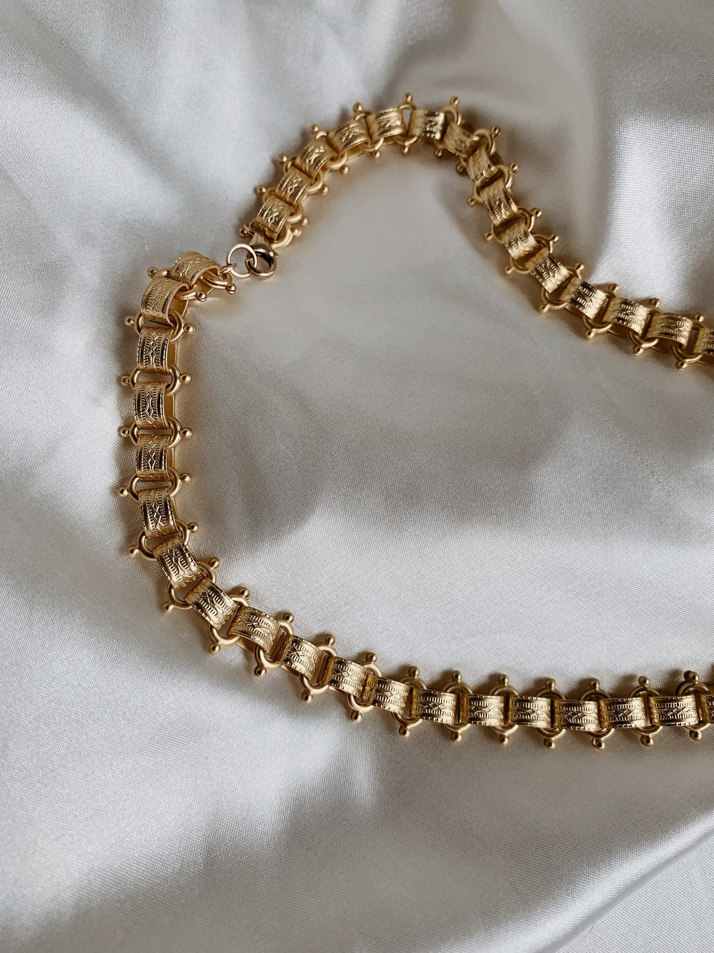 Vintage-Style Chunky Chainlink Necklace – Antique Silver Plated Brass