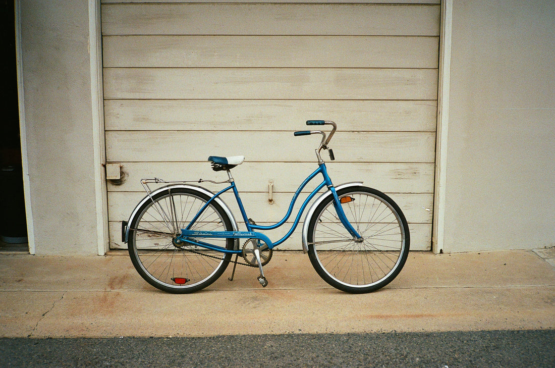 Archive #023: Schwinn Hollywood | 35mm color film