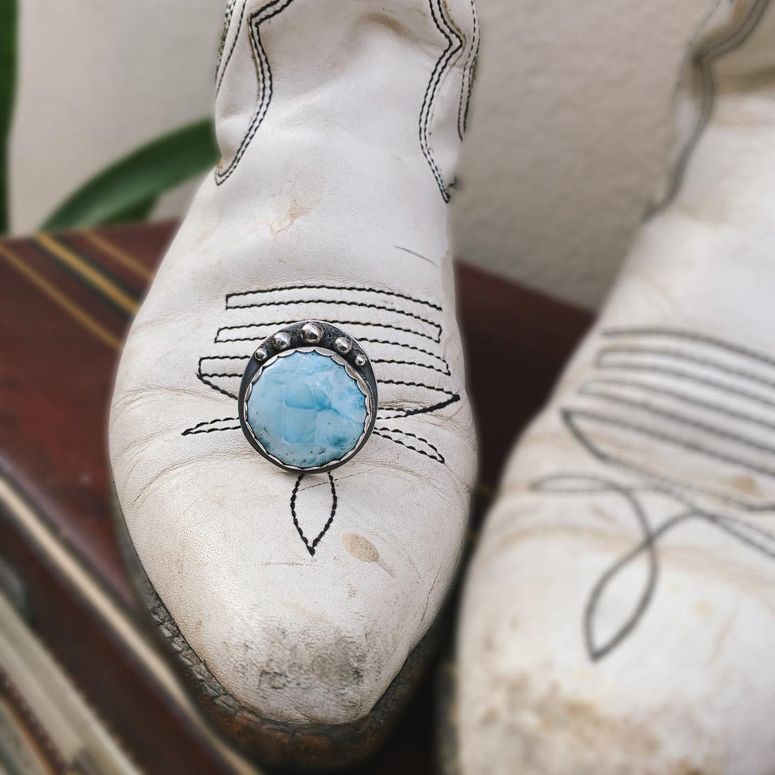 The Larimar Moon