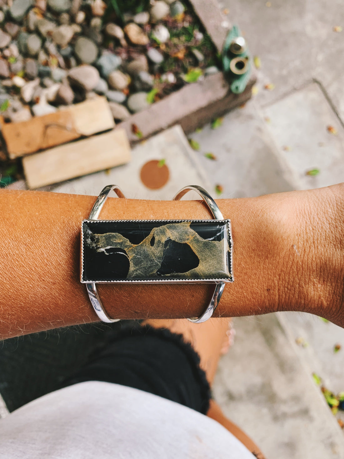 Split Shank Cuff