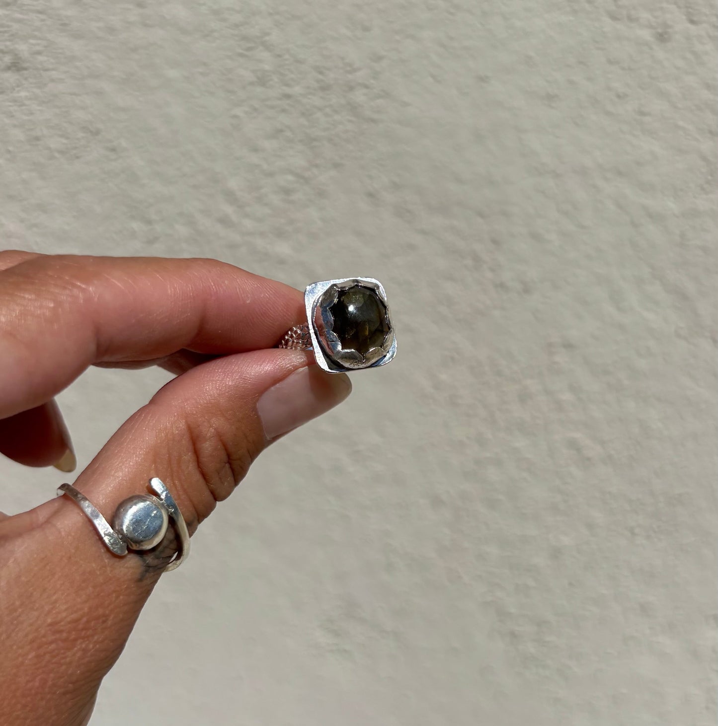 Earthy Green Labradorite Ring On Snakeskin Band - Hand Cut Gemstone Set In Sterling Silver