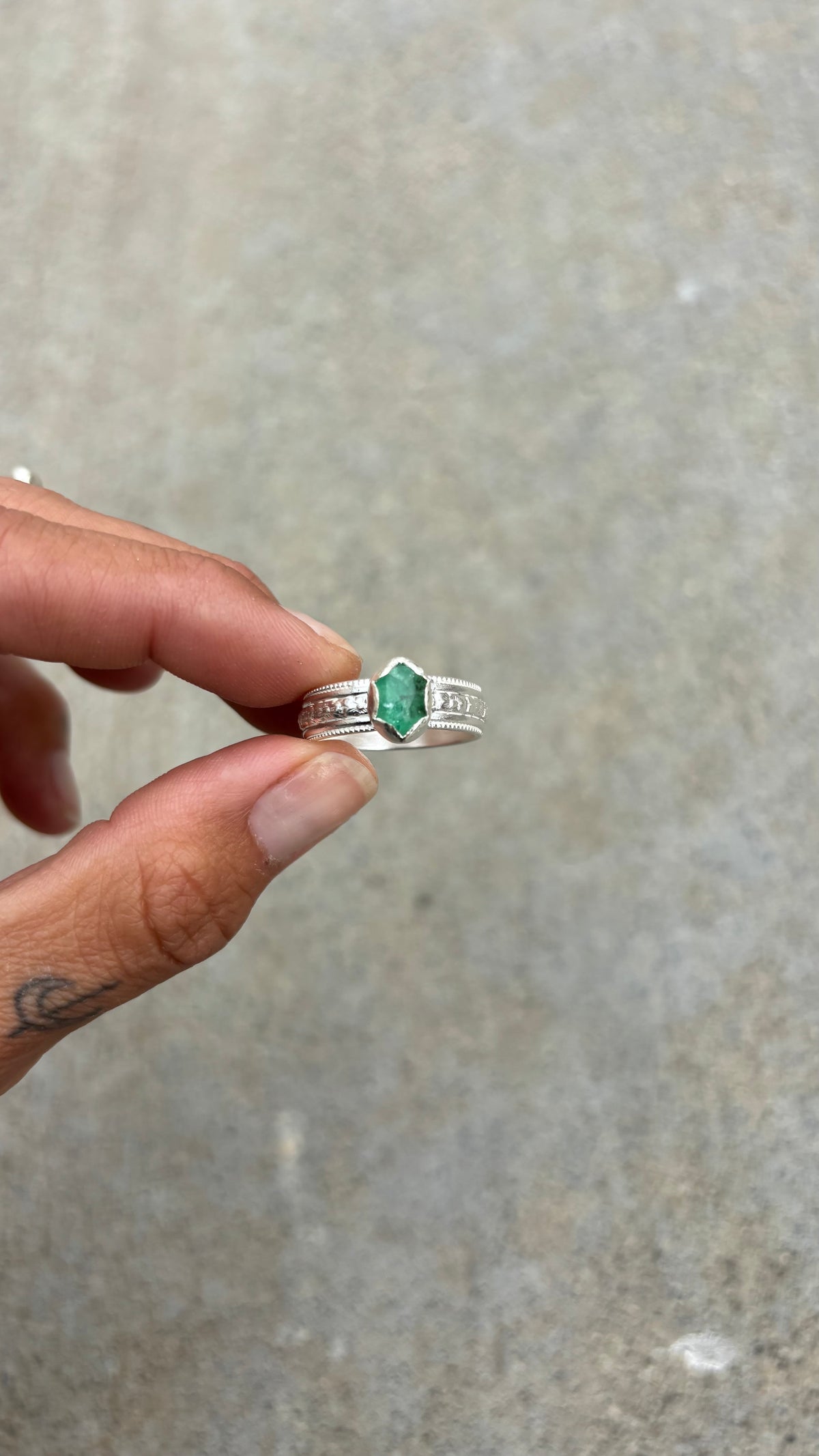 Emerald Silver Ring