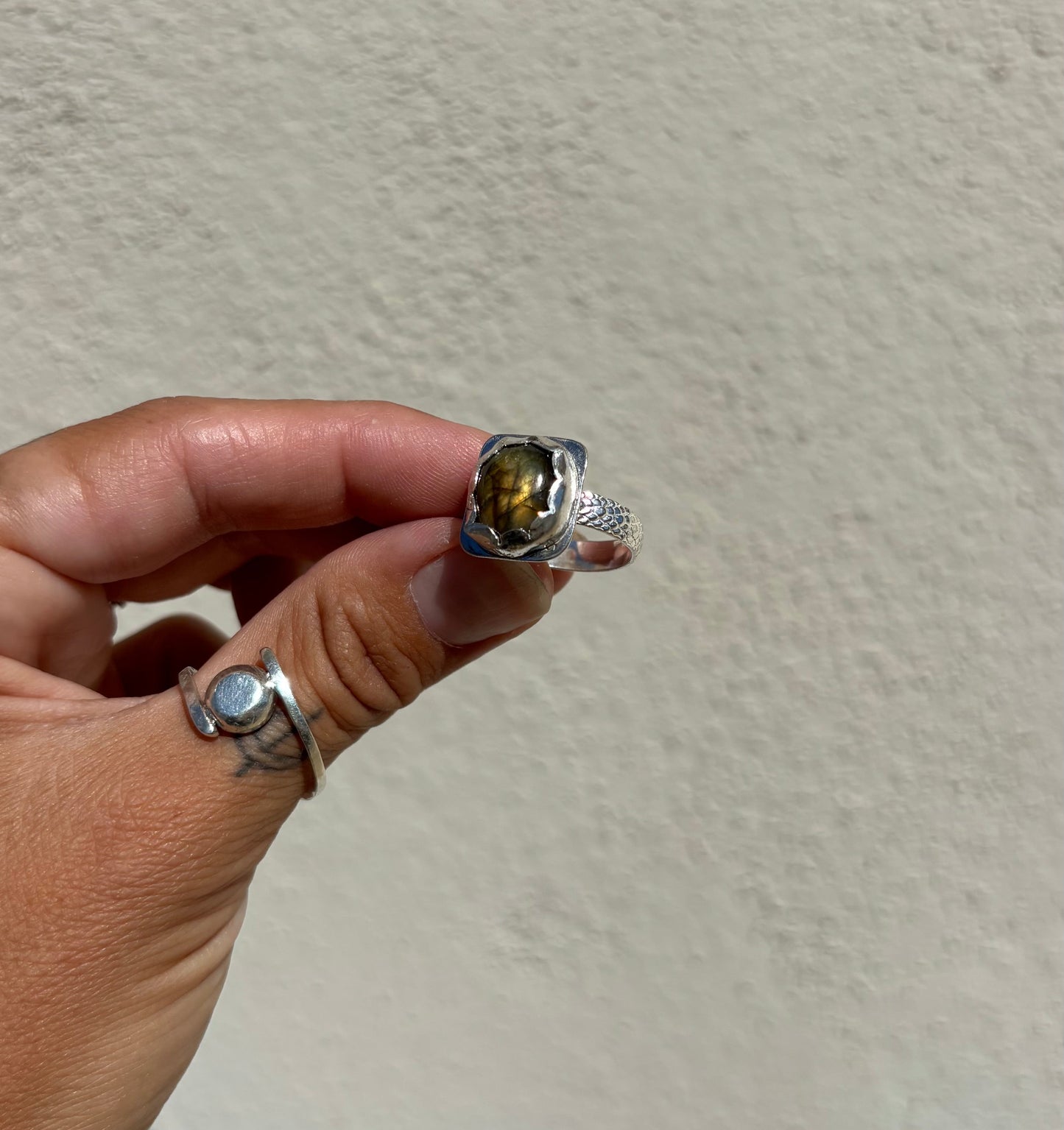 Earthy Green Labradorite Ring On Snakeskin Band - Hand Cut Gemstone Set In Sterling Silver