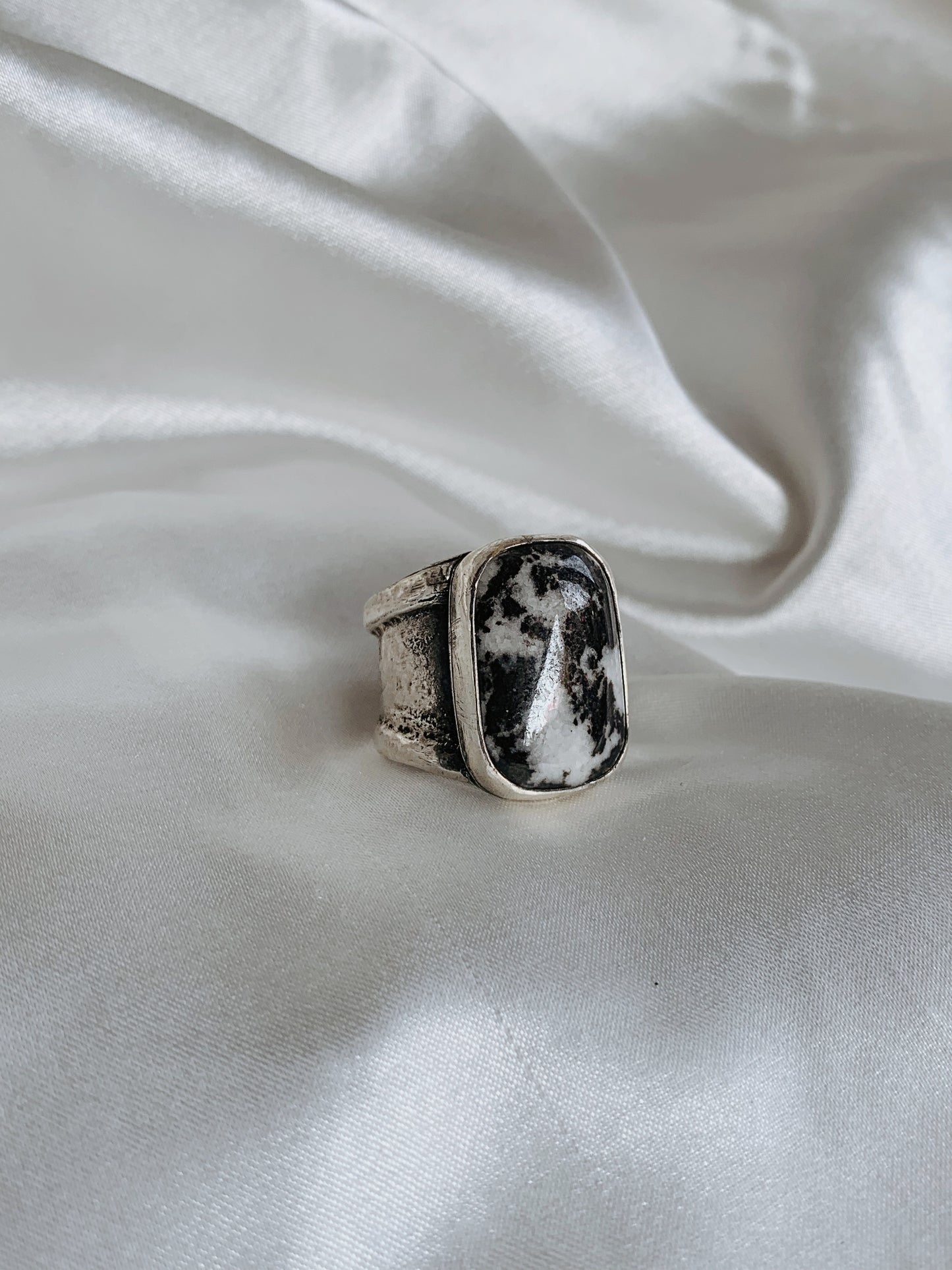 The Signature Y-Core Statement Ring (Made-to-Order)