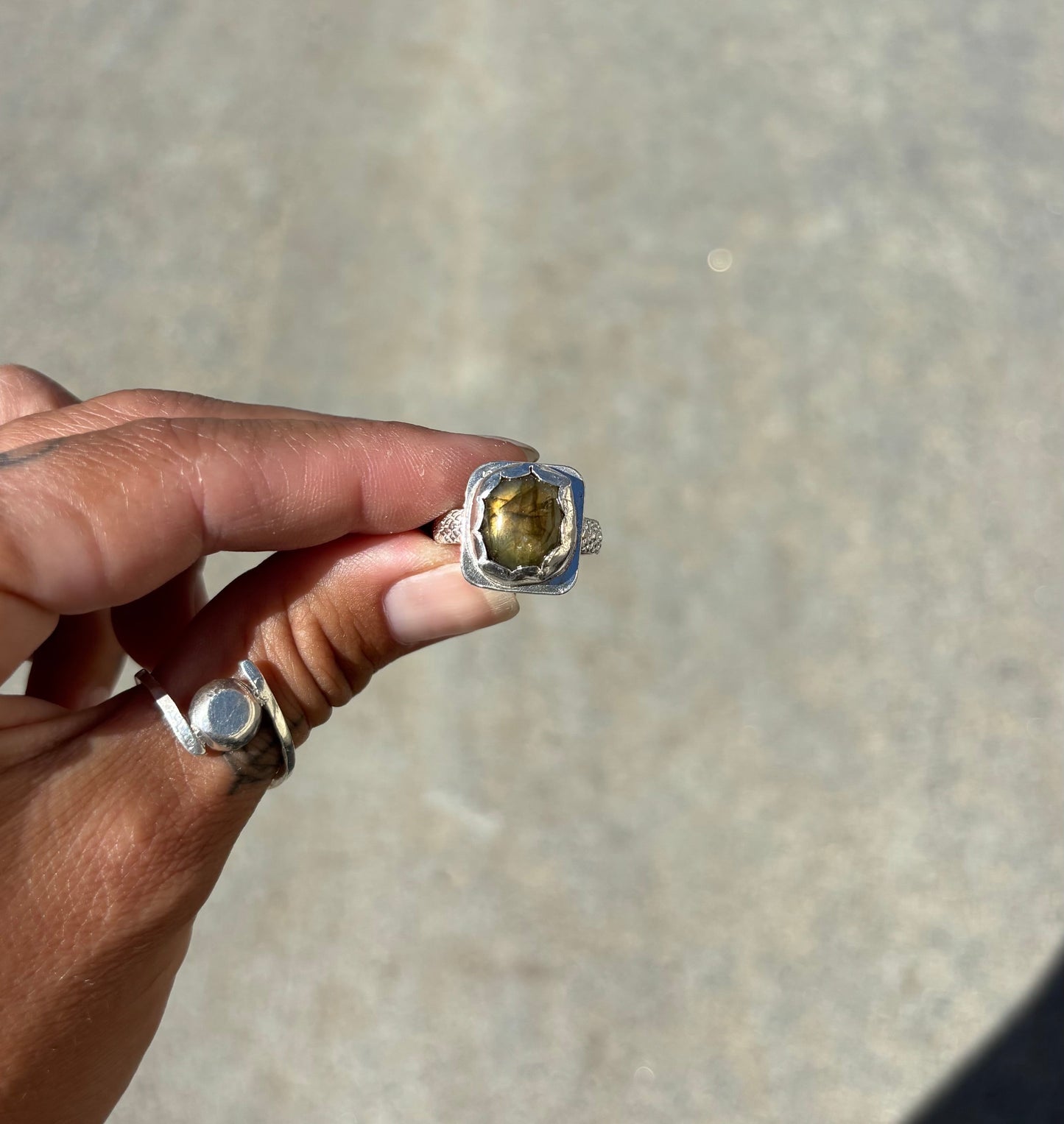 Earthy Green Labradorite Ring On Snakeskin Band - Hand Cut Gemstone Set In Sterling Silver