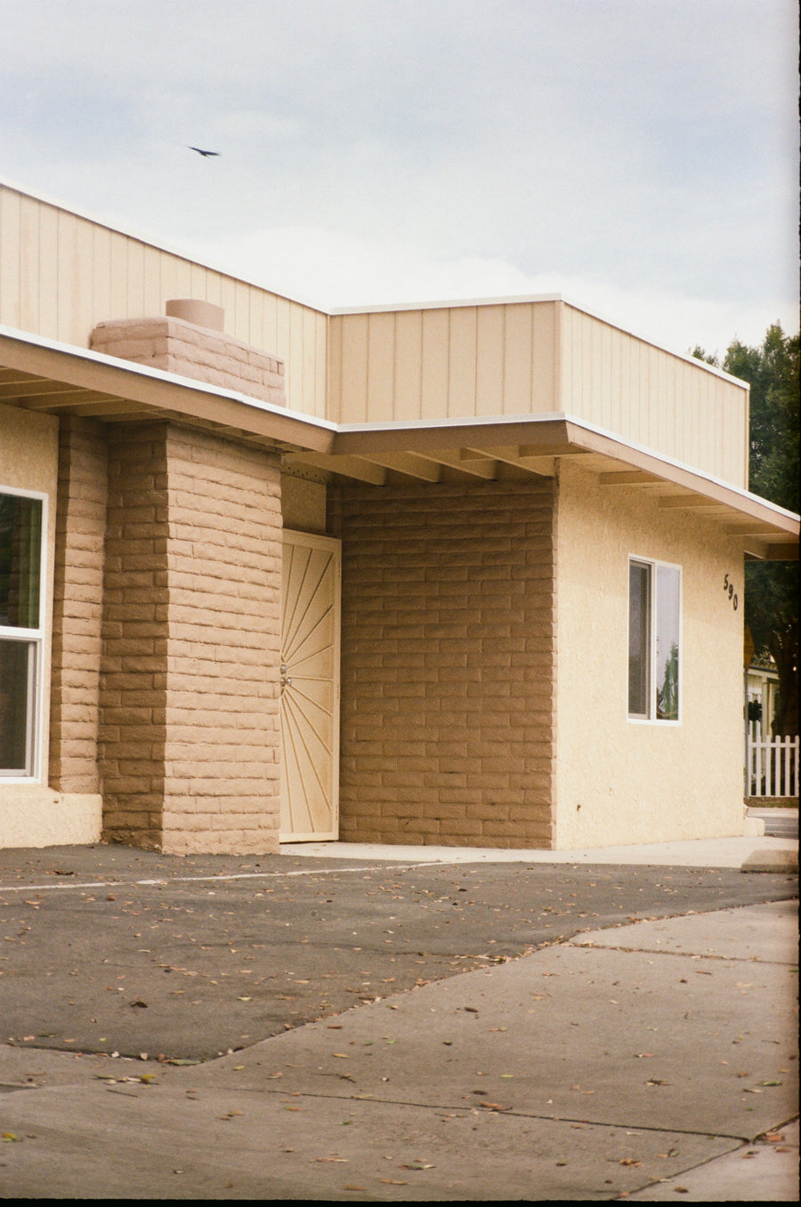 VCC23